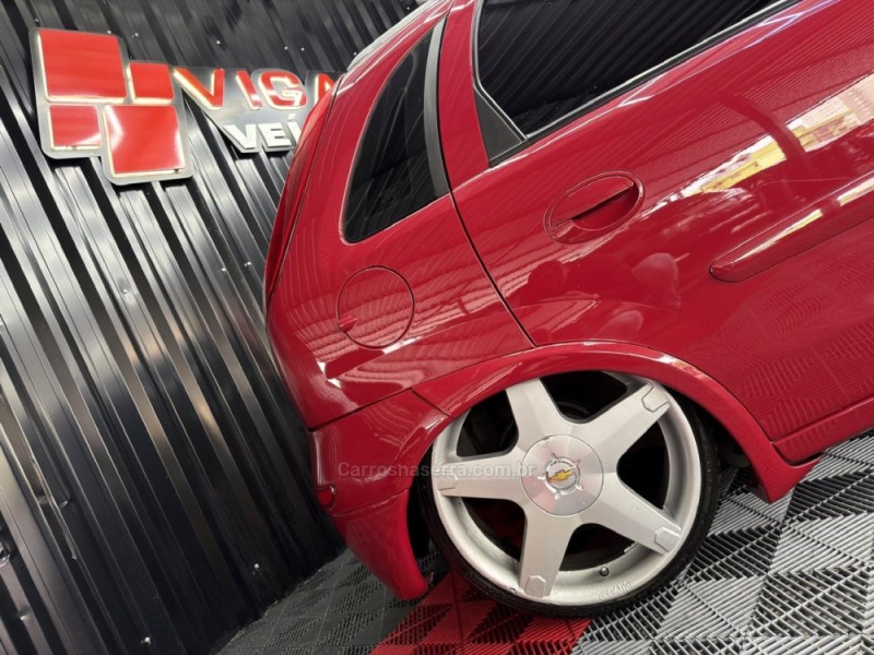 CORSA 1.0 MPFI PREMIUM 8V GASOLINA 4P MANUAL - 2005 - CAXIAS DO SUL