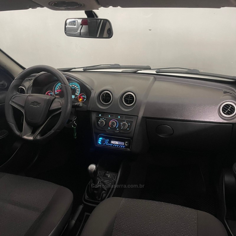 CELTA 1.0 MPFI LT 8V FLEX 4P MANUAL - 2013 - PORTãO