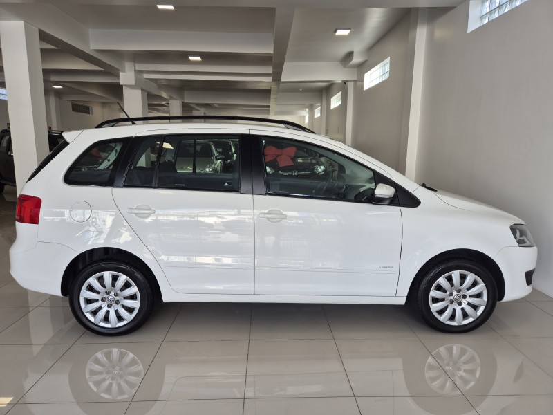 SPACEFOX 1.6 MI TREND 8V FLEX 4P MANUAL - 2014 - BENTO GONçALVES