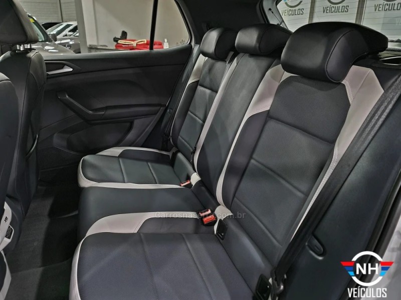 T-CROSS 1.4 HIGHLINE TSI 16V FLEX 4P AUTOMÁTICO - 2021 - NOVO HAMBURGO