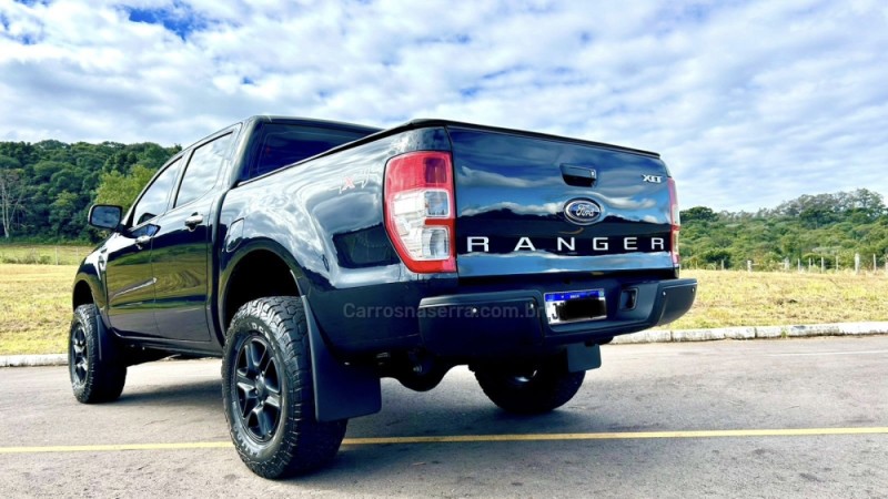 RANGER 3.2 XLT 4X4 CD 20V DIESEL 4P MANUAL - 2013 - CARLOS BARBOSA