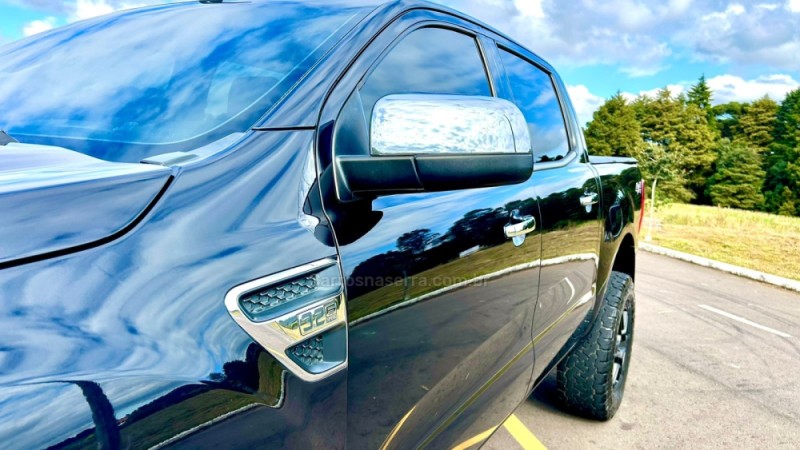 RANGER 3.2 XLT 4X4 CD 20V DIESEL 4P MANUAL - 2013 - CARLOS BARBOSA