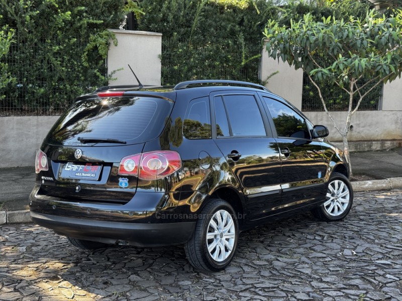 SPACEFOX 1.6 MI ROUTE 8V FLEX 4P MANUAL - 2010 - DOIS IRMãOS