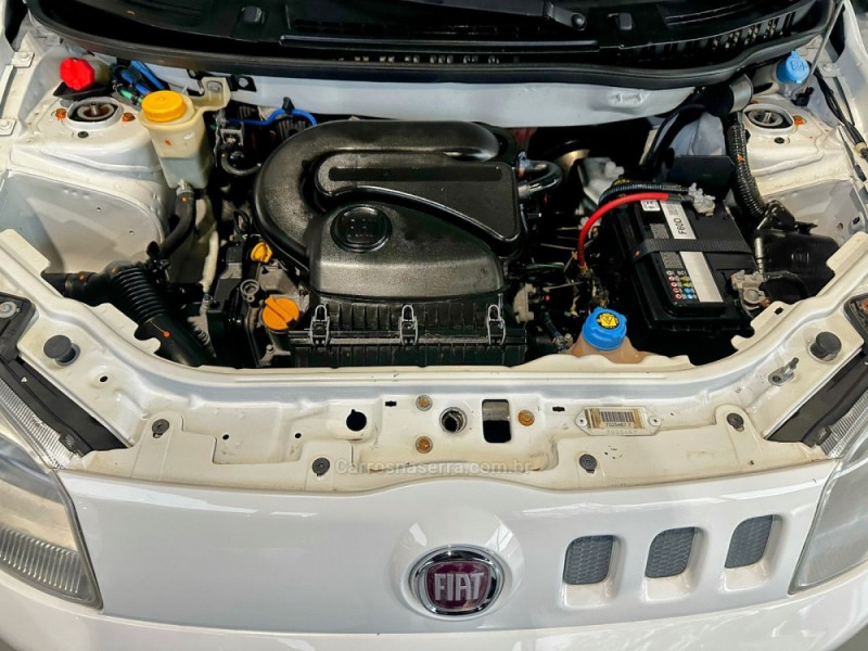 UNO 1.4 EVO ECONOMY 8V FLEX 4P MANUAL - 2012 - TRêS COROAS