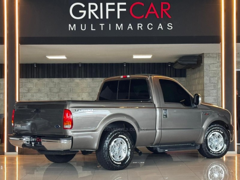 F-250 4.2 XLT 4X2 CE TURBO INTERCOOLER DIESEL 4P MANUAL - 2001 - DOIS IRMãOS