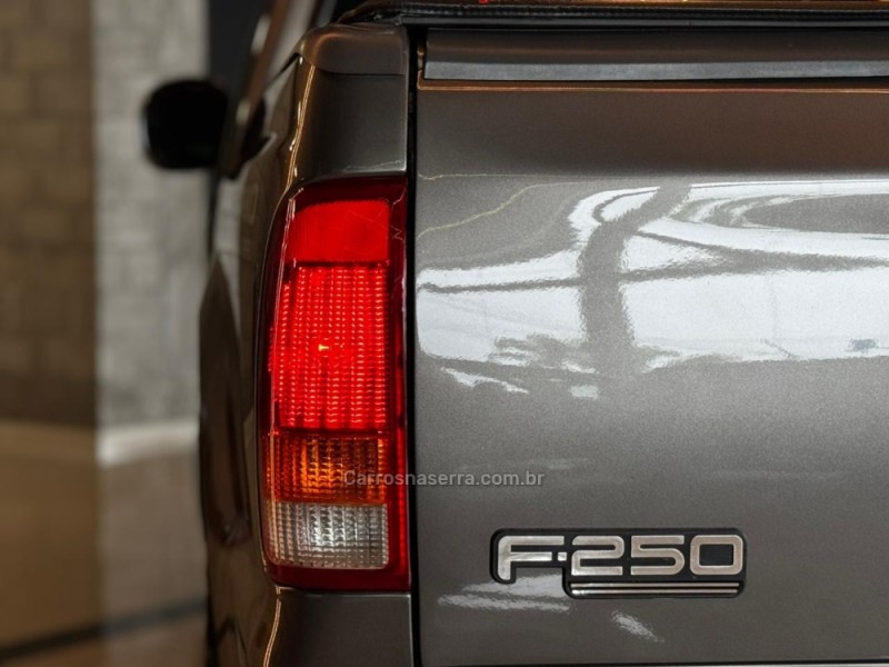 F-250 4.2 XLT 4X2 CE TURBO INTERCOOLER DIESEL 4P MANUAL - 2001 - DOIS IRMãOS