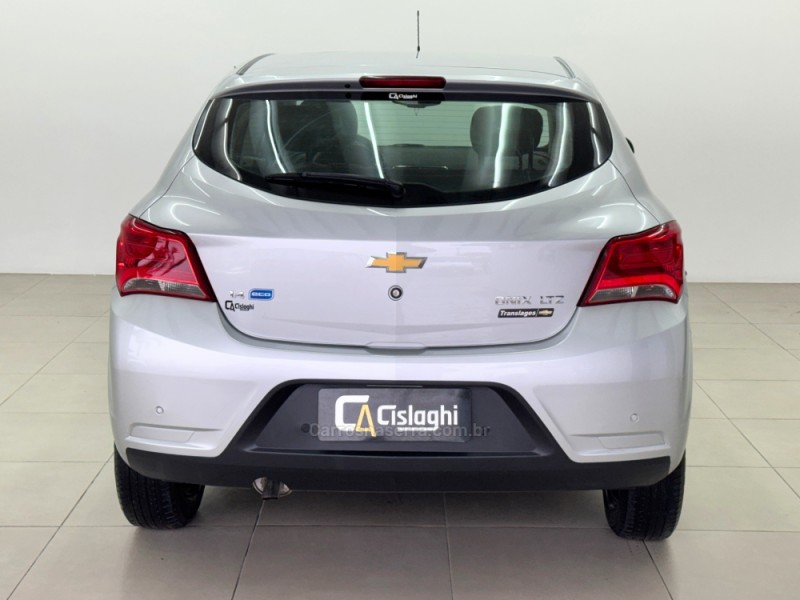 ONIX 1.4 MPFI LTZ 8V FLEX 4P MANUAL - 2017 - CARLOS BARBOSA