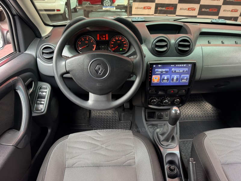 DUSTER 1.6 DYNAMIQUE 4X2 16V FLEX 4P MANUAL - 2014 - ESTâNCIA VELHA