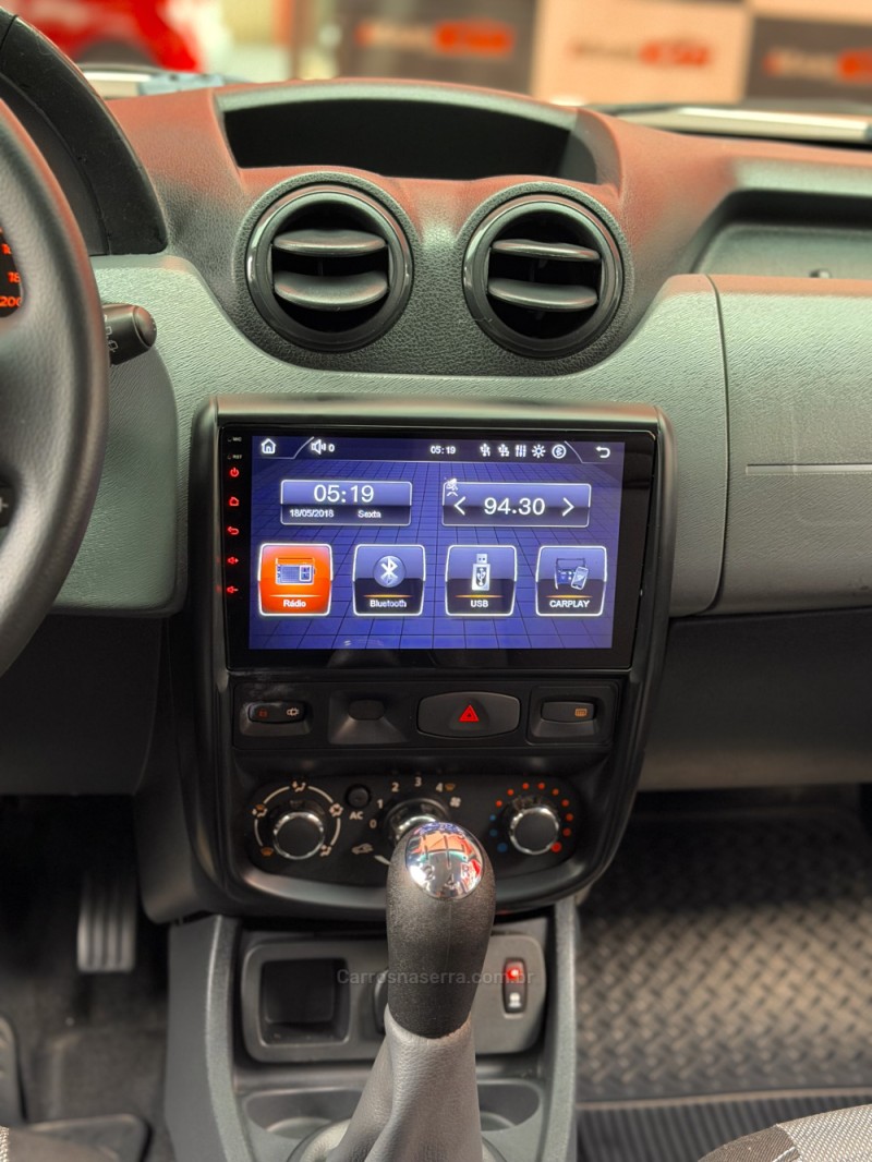 DUSTER 1.6 DYNAMIQUE 4X2 16V FLEX 4P MANUAL - 2014 - ESTâNCIA VELHA