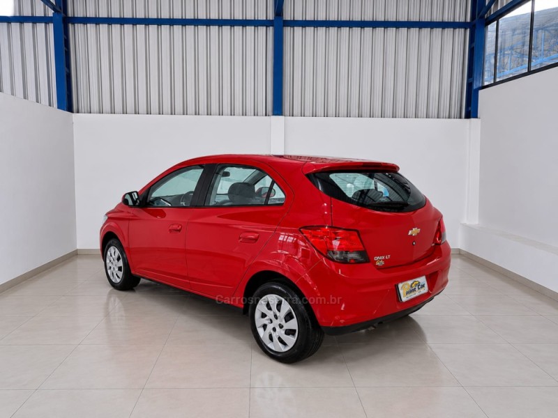 ONIX 1.4 MPFI LT 8V FLEX 4P MANUAL - 2014 - VACARIA