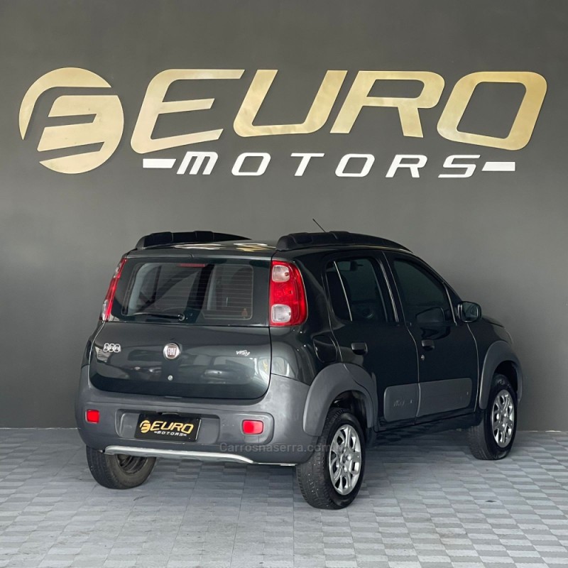 UNO 1.0 EVO WAY 8V FLEX 4P MANUAL - 2012 - PORTãO