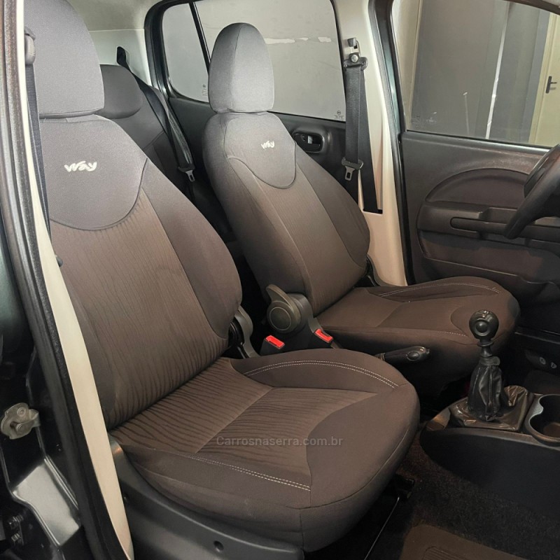 UNO 1.0 EVO WAY 8V FLEX 4P MANUAL - 2012 - PORTãO