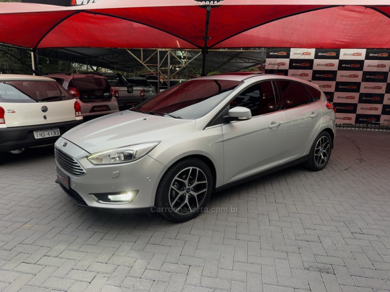 focus 2.0 titanium plus hatch 16v flex 4p auto 2018 estancia velha