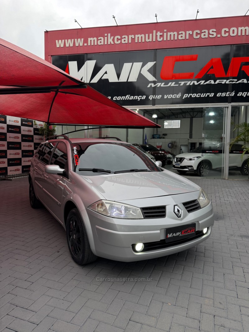 MÉGANE 1.6 DYNAMIQUE GRAND TOUR 16V FLEX 4P MANUAL - 2012 - ESTâNCIA VELHA