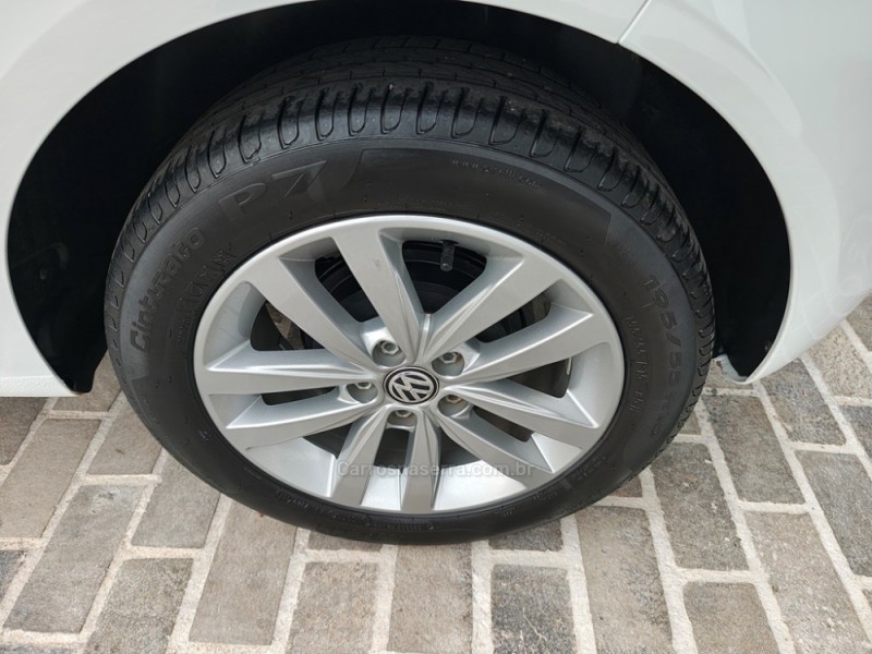 FOX 1.6 CONNECT 8V FLEX 4P MANUAL - 2021 - GUAPORé