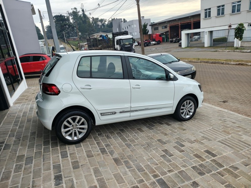 FOX 1.6 CONNECT 8V FLEX 4P MANUAL - 2021 - GUAPORé