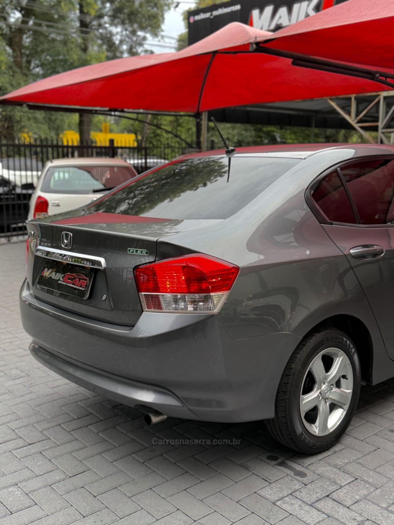 CITY 1.5 DX 16V FLEX 4P MANUAL - 2011 - ESTâNCIA VELHA