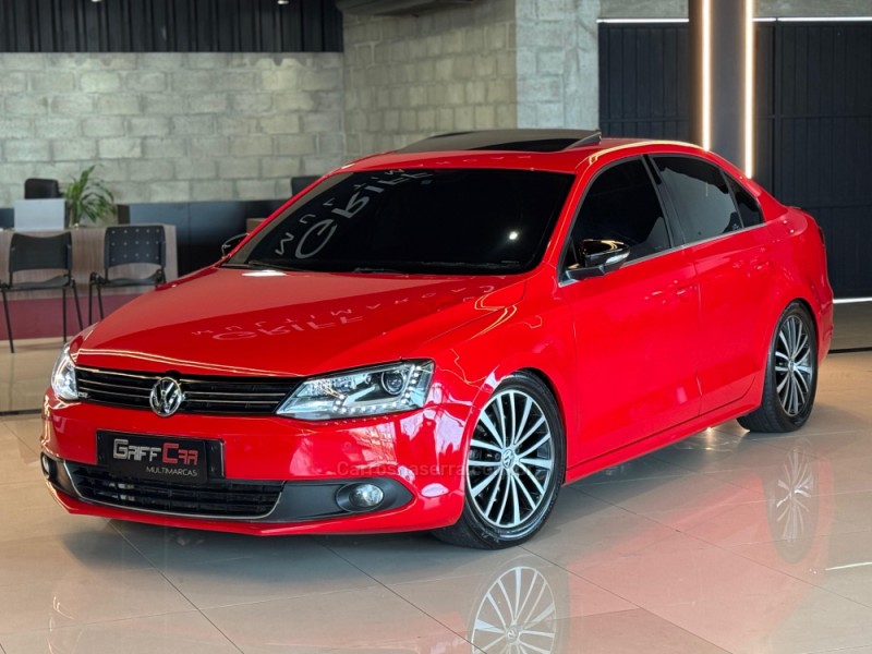 JETTA 2.0 TSI HIGHLINE 211CV GASOLINA 4P DSG - 2014 - DOIS IRMãOS