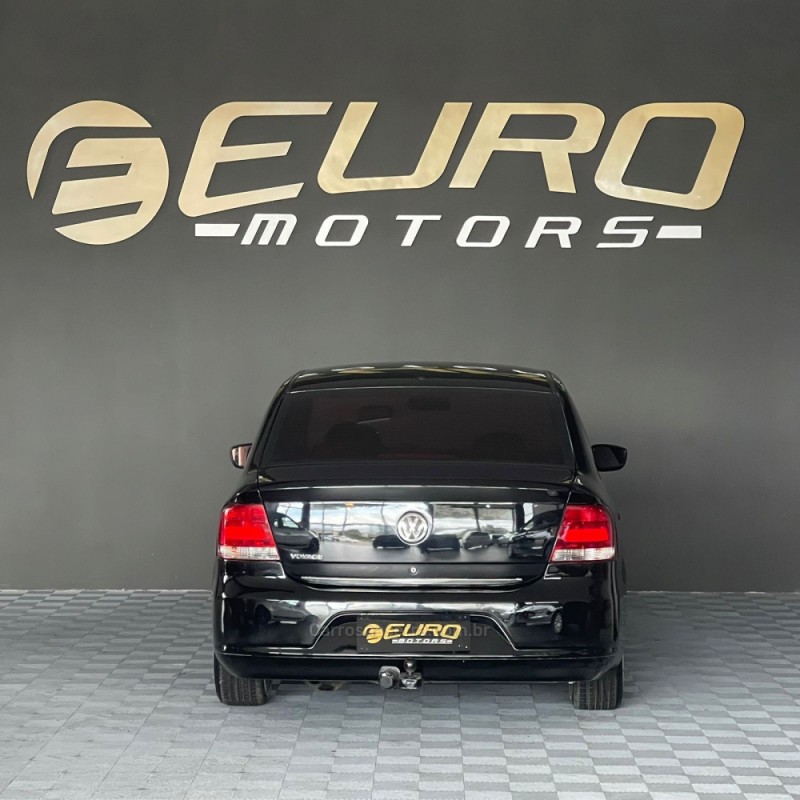 VOYAGE 1.0 MI CITY 8V FLEX 4P MANUAL - 2009 - PORTãO