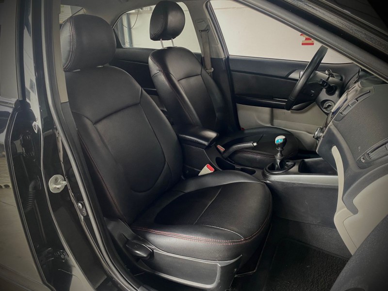 CERATO 1.6 SX2 16V GASOLINA 4P MANUAL - 2011 - LAJEADO