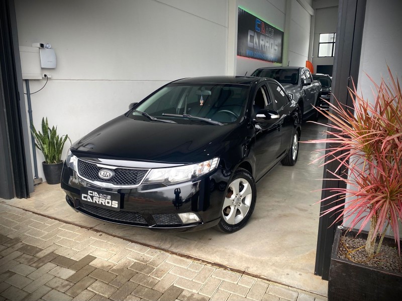 cerato 1.6 sx2 16v gasolina 4p manual 2011 lajeado