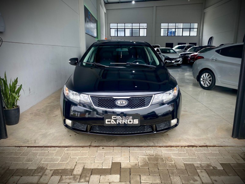 CERATO 1.6 SX2 16V GASOLINA 4P MANUAL - 2011 - LAJEADO