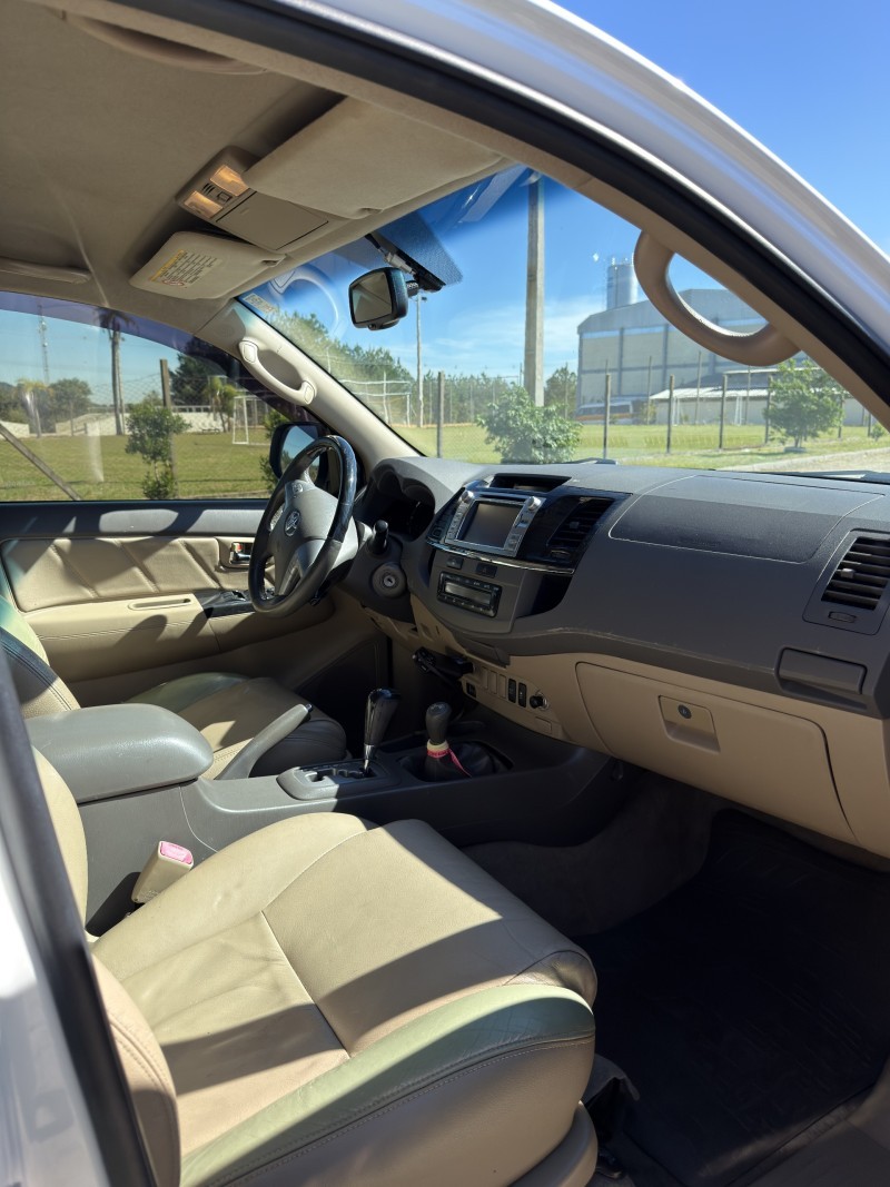 HILUX SW4 3.0 SRV 4X4 16V TURBO INTERCOOLER DIESEL 4P AUTOMÁTICO - 2013 - ANTôNIO PRADO