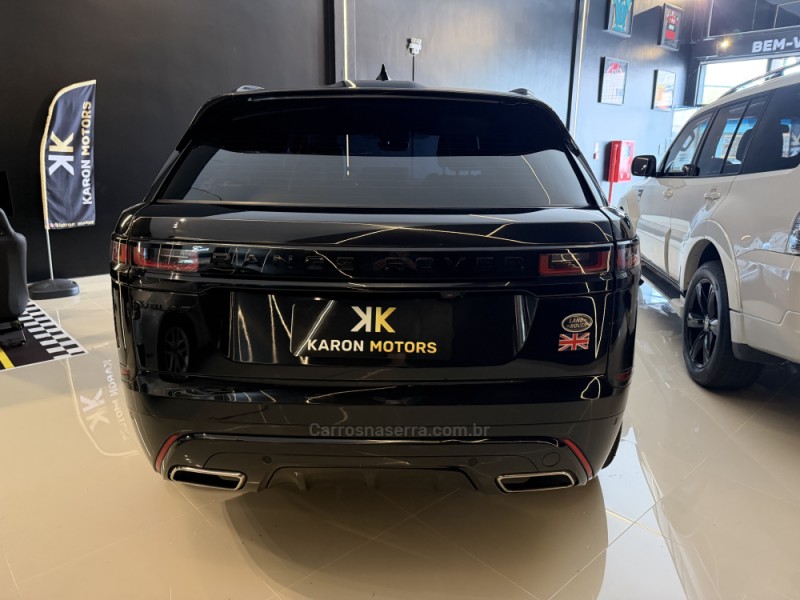 RANGE ROVER VELAR 2.0 P300 GASOLINA R-DYNAMIC SE AUTOMÁTICO - 2019 - CAXIAS DO SUL