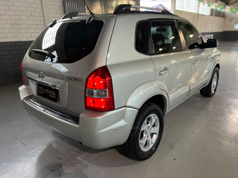 TUCSON 2.0 MPFI GLS 16V 143CV 2WD GASOLINA 4P AUTOMÁTICO - 2012 - CAXIAS DO SUL