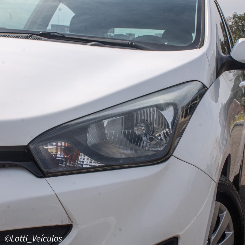 HB20 1.0 COMFORT 12V FLEX 4P MANUAL - 2015 - FARROUPILHA