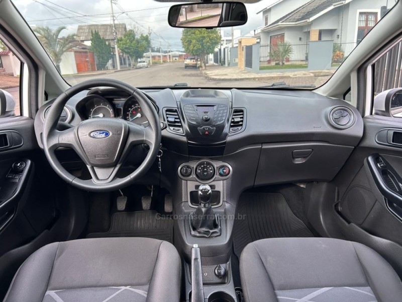 FIESTA 1.5 S HATCH 16V FLEX 4P MANUAL - 2014 - VENâNCIO AIRES