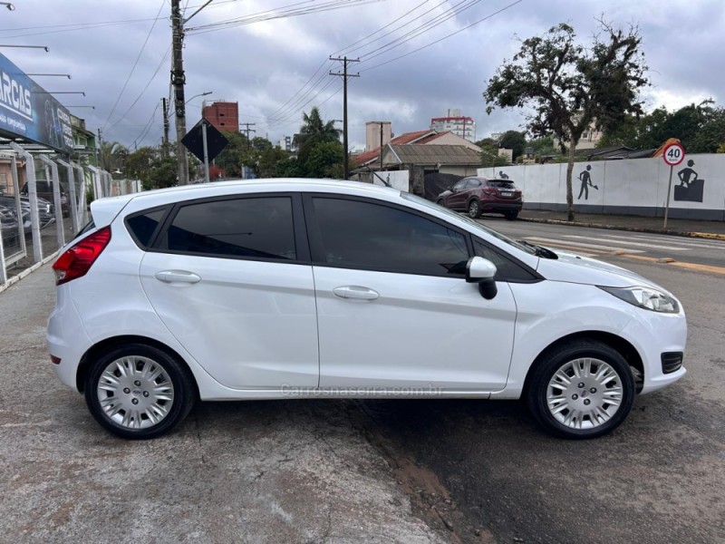 FIESTA 1.5 S HATCH 16V FLEX 4P MANUAL - 2014 - VENâNCIO AIRES