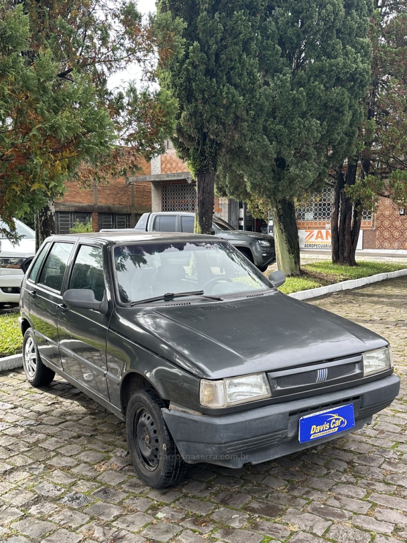 UNO 1.0 MPI MILLE SMART 8V GASOLINA 4P MANUAL - 2001 - CAXIAS DO SUL