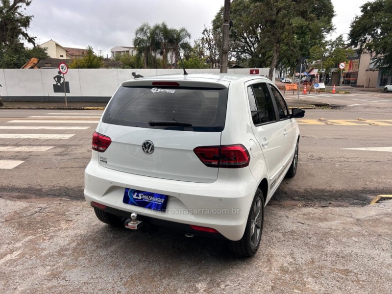FOX 1.6 CONNECT 8V FLEX 4P MANUAL - 2021 - VENâNCIO AIRES