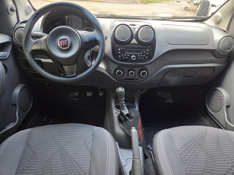 PALIO 1.0 MPI ATTRACTIVE 8V FLEX 4P MANUAL - 2015 - VACARIA