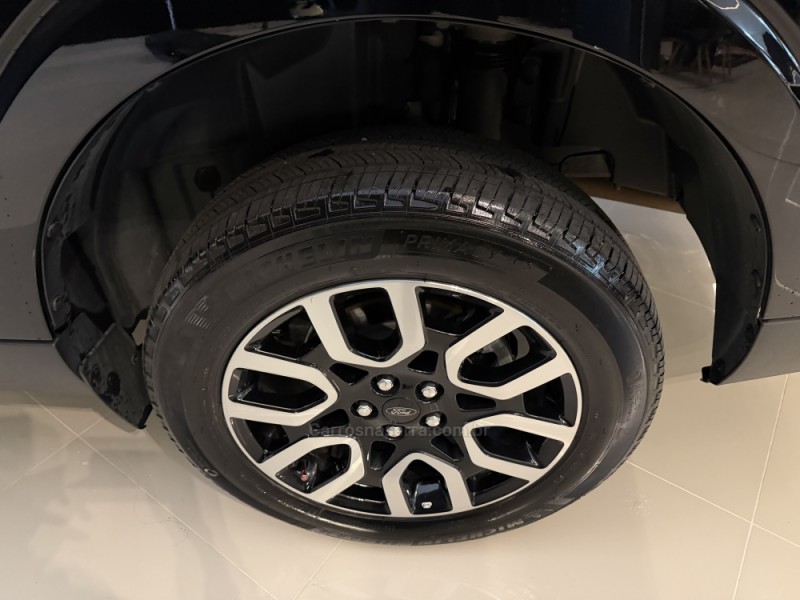 MAVERICK 2.5 HYBRID LARIAT GASOLINA 4P AUTOMÁTICO - 2024 - CAXIAS DO SUL