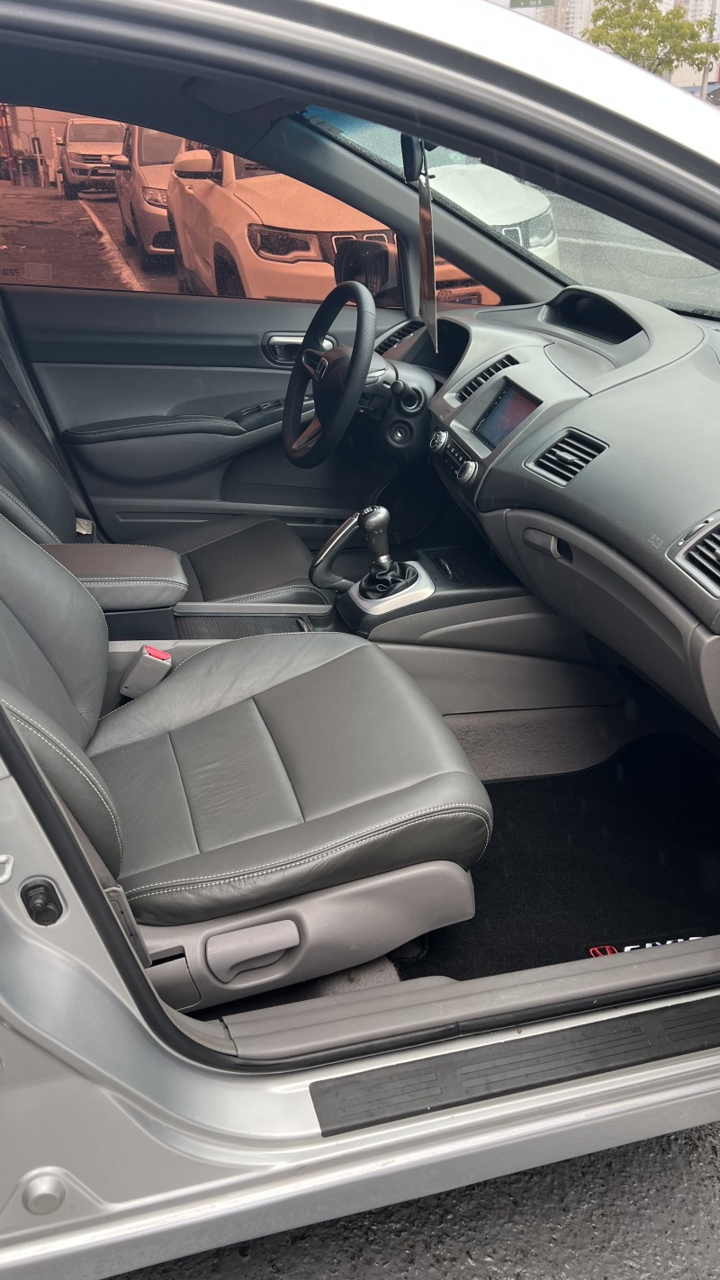 CIVIC 1.8 LXS 16V FLEX 4P MANUAL - 2007 - CAXIAS DO SUL