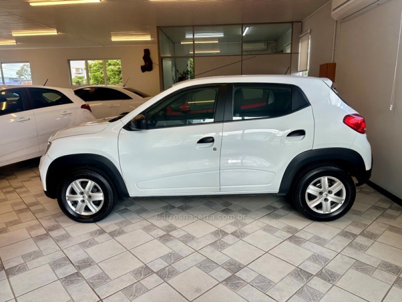 KWID 1.0 12V SCE FLEX ZEN MANUAL - 2022 - GUAPORé