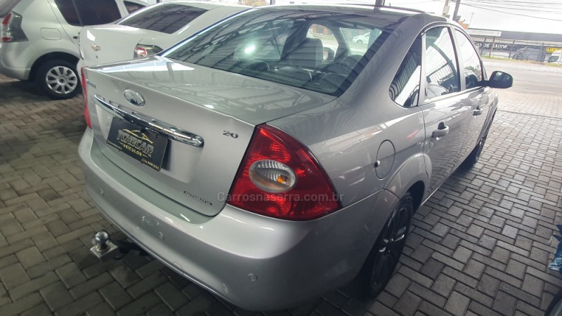 FOCUS 2.0 GHIA SEDAN 16V FLEX 4P AUTOMÁTICO - 2009 - CAXIAS DO SUL