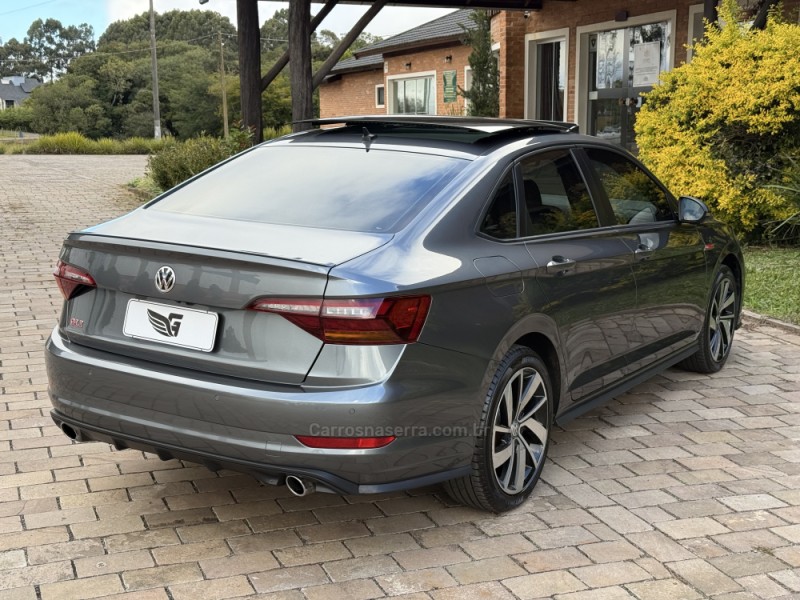 JETTA 2.0 16V TSI GLI 350 GASOLINA 4P AUTOMÁTICO - 2021 - VACARIA
