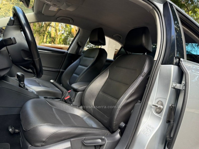 JETTA 2.0 TSI HIGHLINE 211CV GASOLINA 4P DSG - 2016 - DOIS IRMãOS
