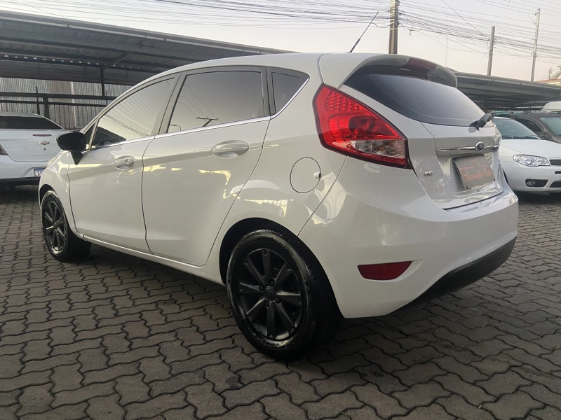 FIESTA 1.6 SE HATCH 16V FLEX 4P MANUAL - 2012 - CAXIAS DO SUL
