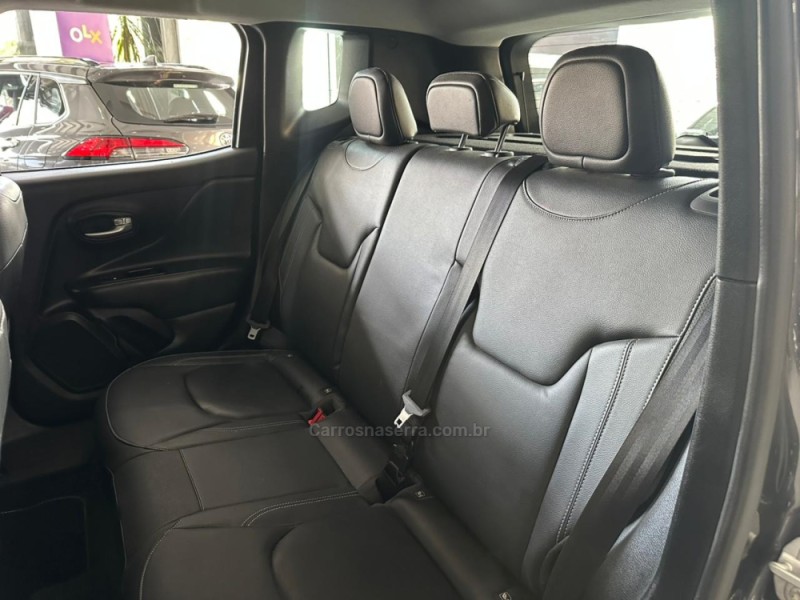 RENEGADE 1.3 16V LONGITUDE T270 TURBO 4X2 FLEX 4P AUTOMÁTICO - 2024 - NOVO HAMBURGO