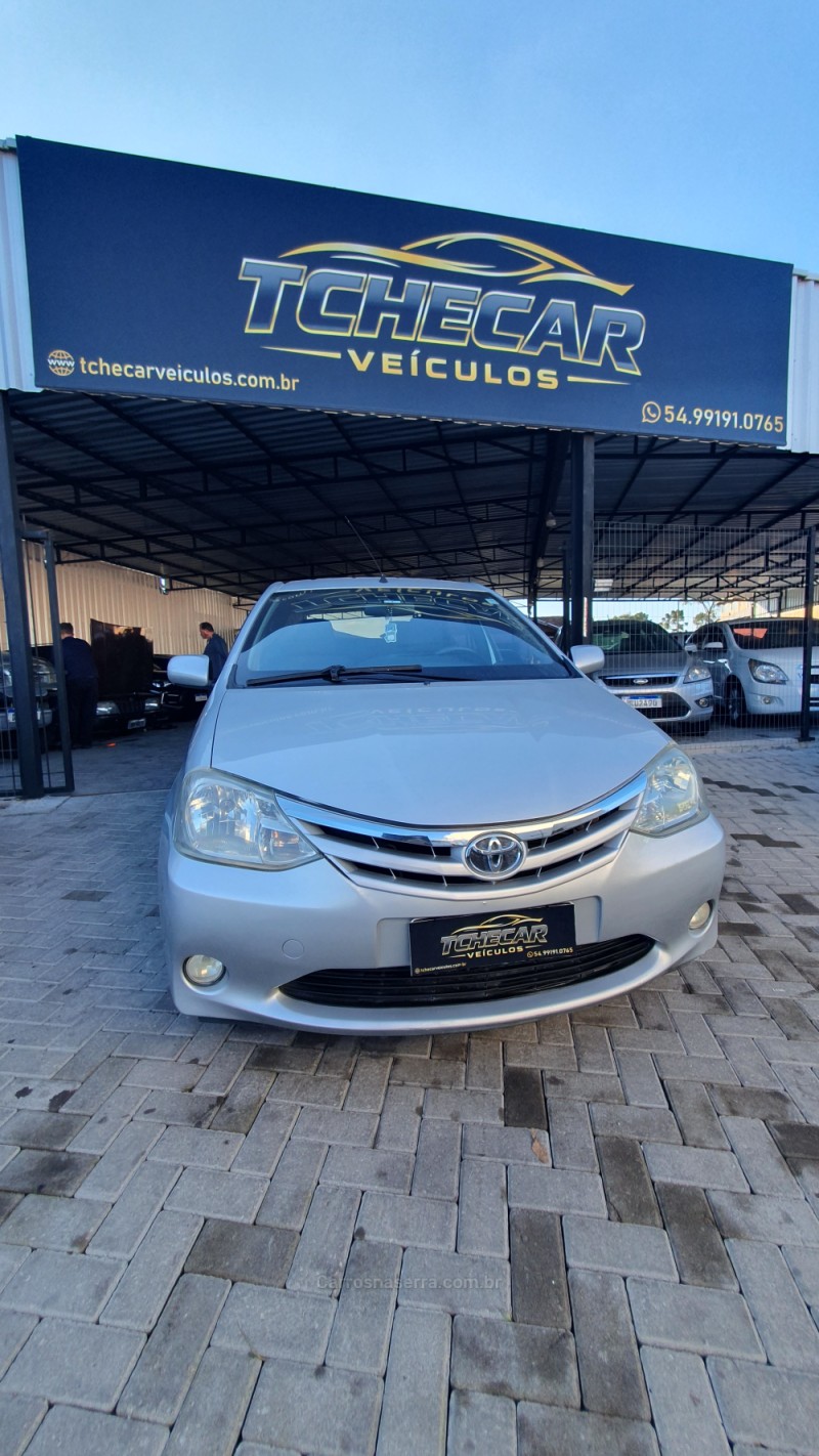 ETIOS 1.5 XLS SEDAN 16V FLEX 4P MANUAL - 2013 - CAXIAS DO SUL