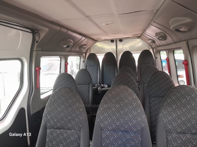 MASTER 2.3 DCI MINIBUS EXECUTIVE L3H2 16 LUGARES 16V DIESEL 4P MANUAL - 2014 - CAXIAS DO SUL
