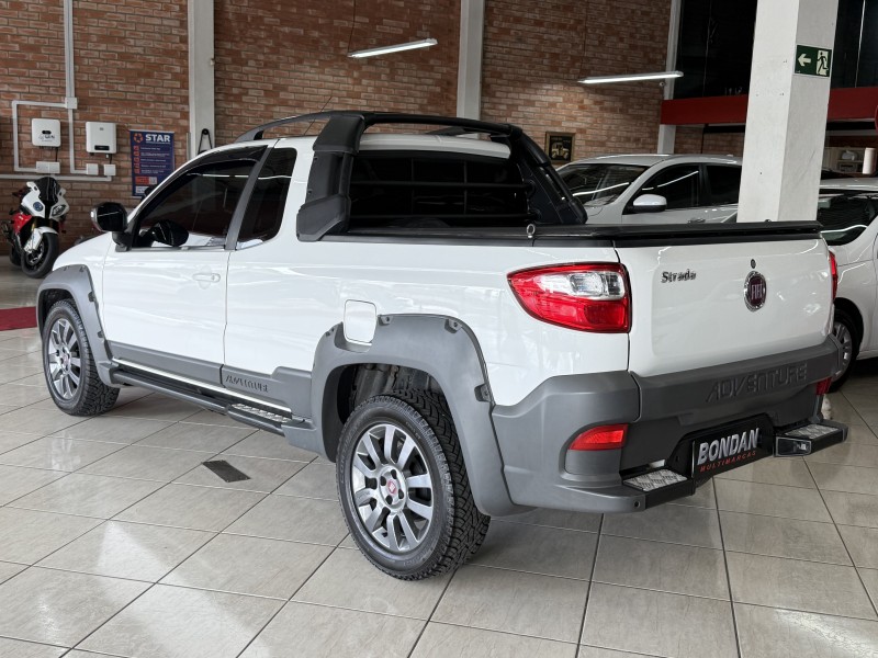 STRADA 1.8 MPI ADVENTURE CE 16V FLEX 2P MANUAL - 2018 - FARROUPILHA