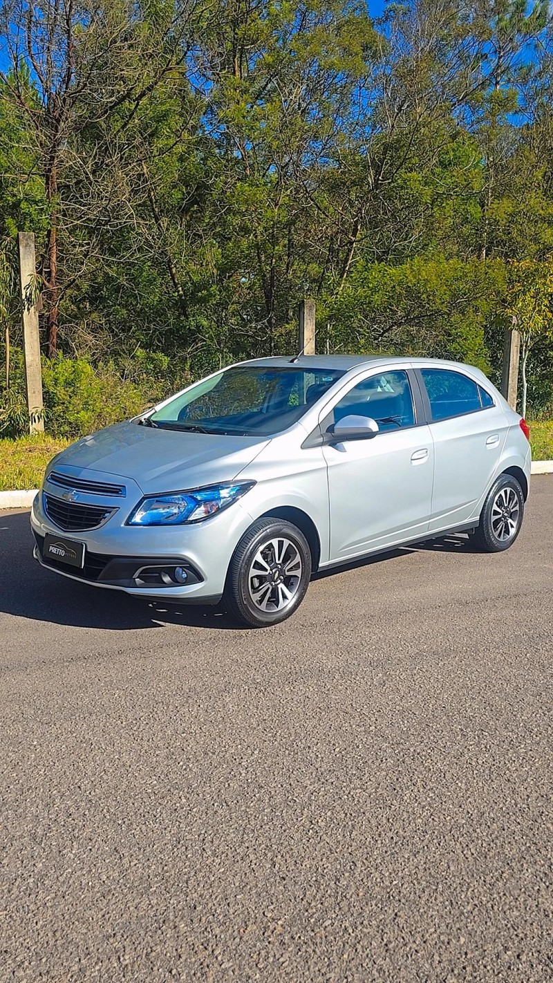 ONIX 1.4 MPFI LTZ 8V FLEX 4P MANUAL - 2015 - BENTO GONçALVES