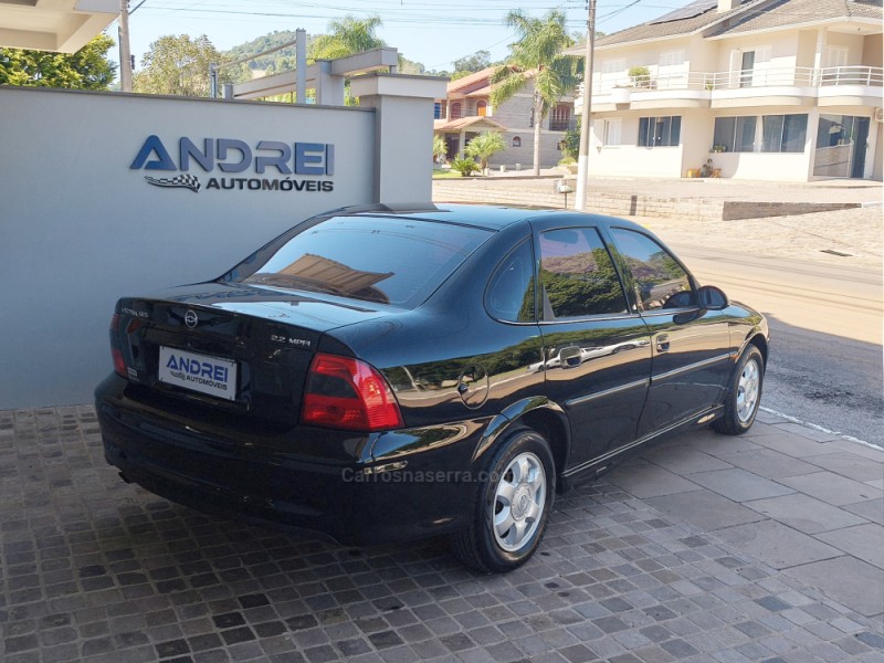 VECTRA 2.2 MPFI GLS 8V GASOLINA 4P MANUAL - 2000 - SERAFINA CORRêA