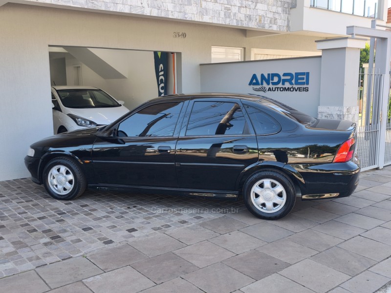 VECTRA 2.2 MPFI GLS 8V GASOLINA 4P MANUAL - 2000 - SERAFINA CORRêA