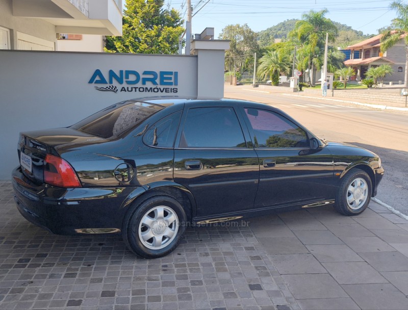 VECTRA 2.2 MPFI GLS 8V GASOLINA 4P MANUAL - 2000 - SERAFINA CORRêA